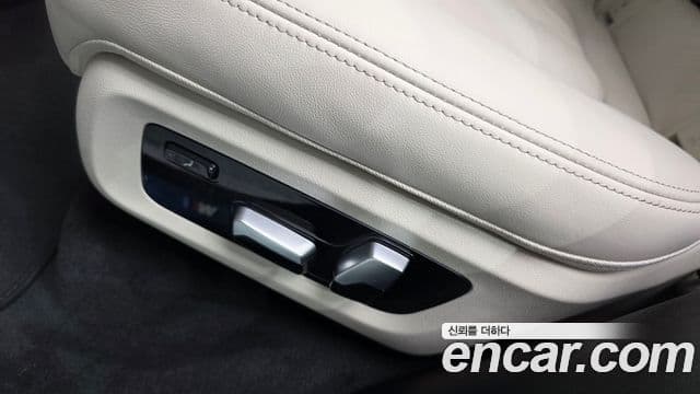 BMW X5 2025 — Photo 23/39