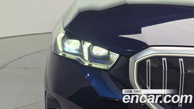 BMW 5 Series 2025 — ფოტო 24/31