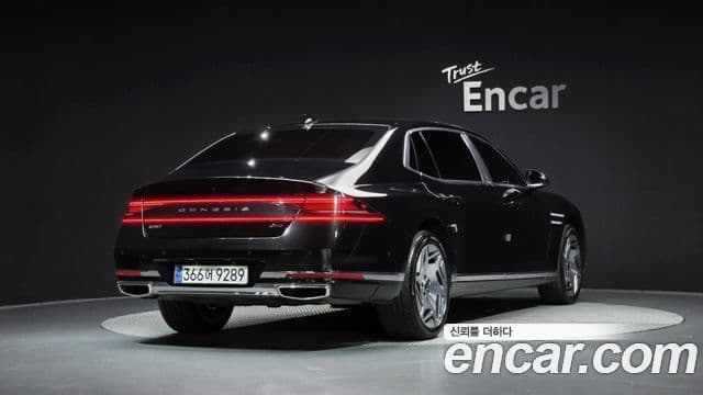 Genesis G90 2023 — ფოტო 2/20