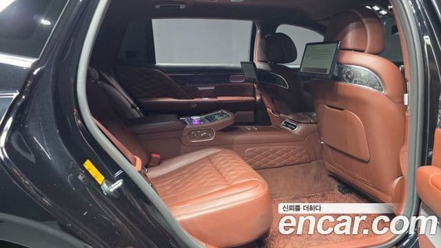 Genesis G90 2023 — ფოტო 12/20