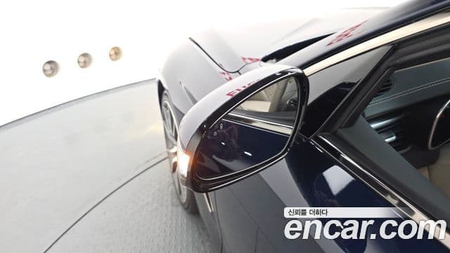 Genesis G70 2019 — Photo 30/39