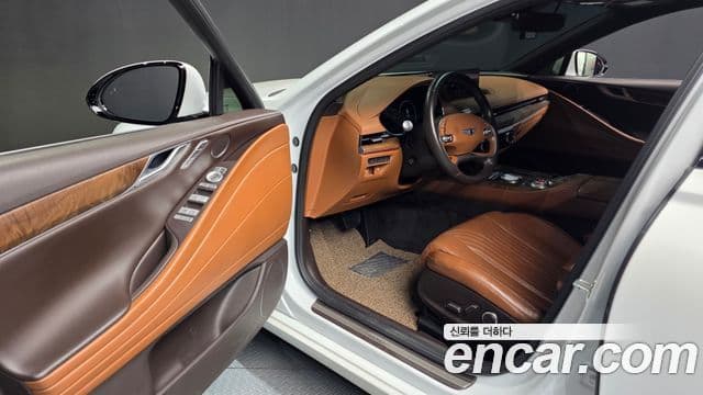 Genesis G80 2020 — Şəkil 35/40