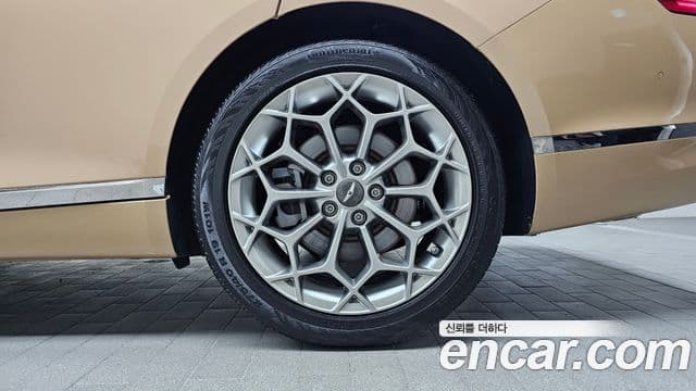 Genesis G80 2021 — Photo 12/33