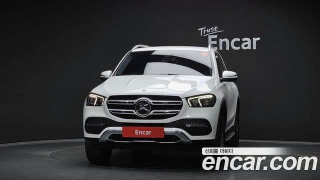 Mercedes-Benz GLE-Class 2019 — Фото 3/20