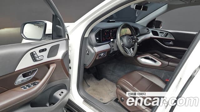 Mercedes-Benz GLE-Class 2019 — Фото 11/20