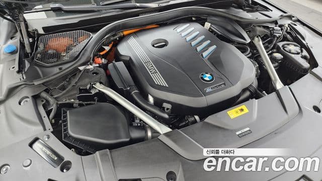 BMW 7 Series 2020 — ფოტო 6/20