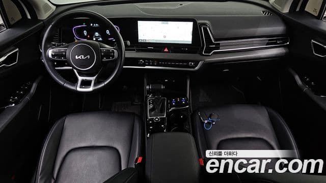 Kia Sportage 2023 — ფოტო 7/20