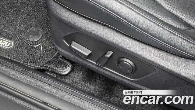 Kia Sportage 2023 — ფოტო 19/20