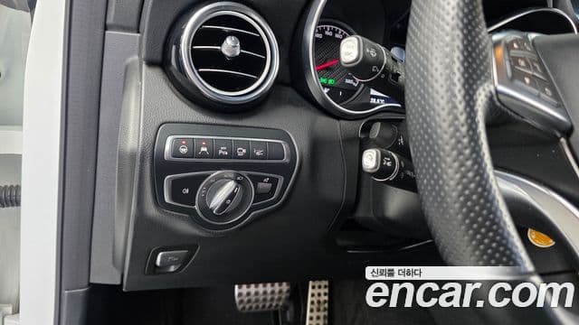 Mercedes-Benz GLC-Class 2019 — Фото 16/20