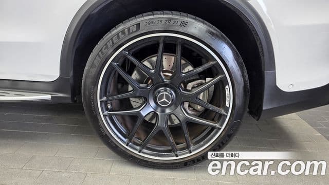 Mercedes-Benz GLC-Class 2019 — ფოტო 23/33