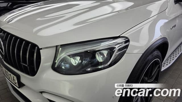 Mercedes-Benz GLC-Class 2019 — ფოტო 31/33