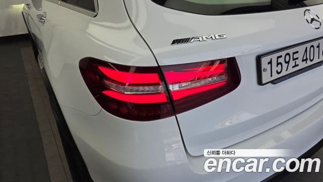 Mercedes-Benz GLC-Class 2019 — ფოტო 9/33