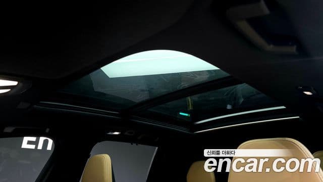 Volvo XC90 2025 — Photo 12/32