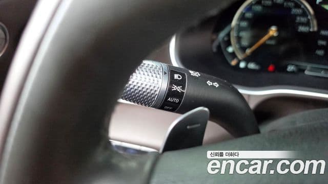 Genesis GV80 2020 — Photo 24/37