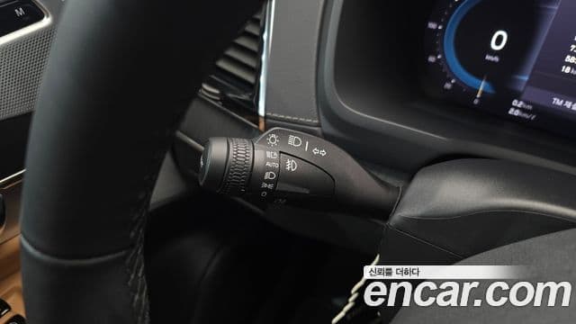 Volvo XC90 2025 — Photo 18/31