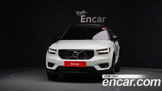 Volvo XC40 2020 — Şəkil 3/20