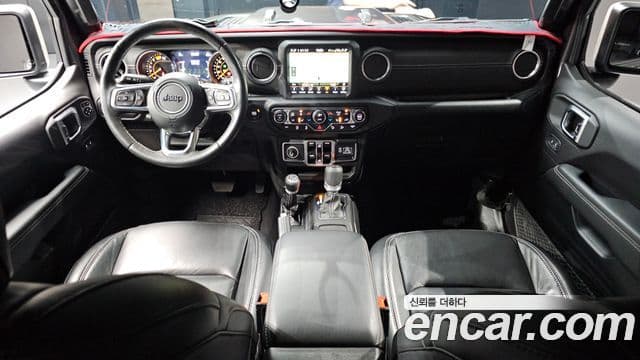 Jeep Wrangler 2019 — Photo 19/31