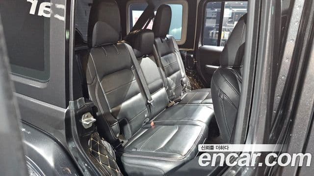 Jeep Wrangler 2019 — Photo 22/31