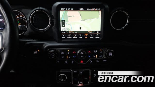Jeep Wrangler 2019 — Photo 9/31
