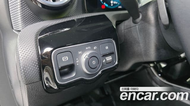 Mercedes-Benz A-Class 2022 — ფოტო 13/20