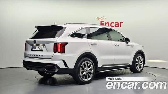 Kia Sorento 2021 — ფოტო 2/20