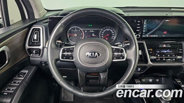 Kia Sorento 2021 — ფოტო 14/20