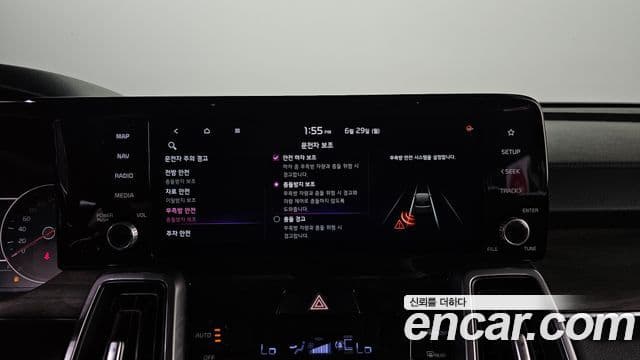 Kia Sorento 2021 — ფოტო 18/20