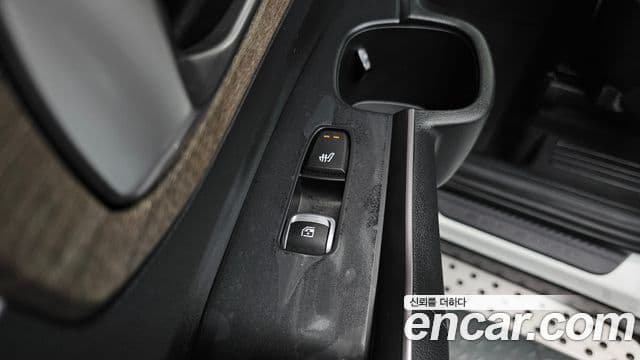 Kia Sorento 2021 — ფოტო 19/20