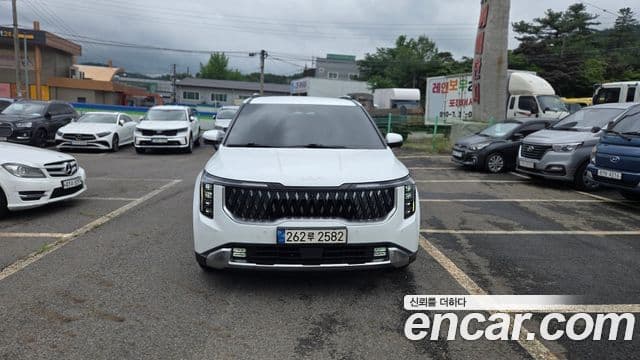 Kia Carnival 2023 — ფოტო 20/20