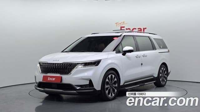 Kia Carnival 2022 — ფოტო 1/20