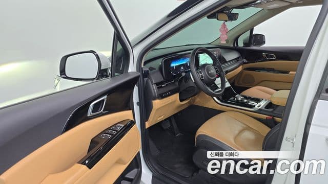 Kia Carnival 2022 — ფოტო 10/20