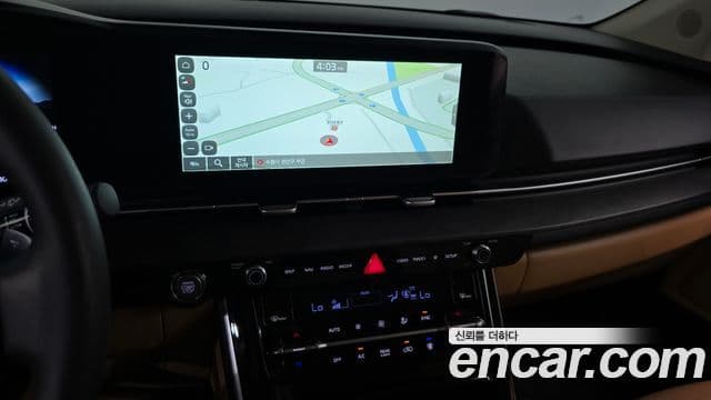 Kia Carnival 2022 — ფოტო 12/20