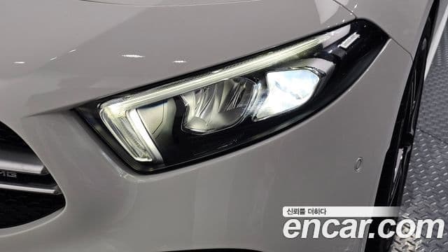 Mercedes-Benz A-Class 2021 — Şəkil 1/35