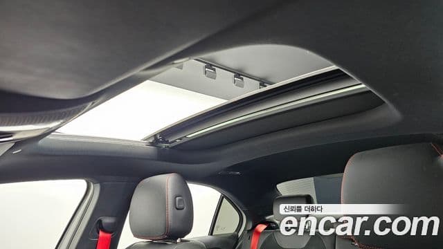 Mercedes-Benz A-Class 2021 — Şəkil 32/35