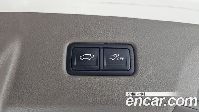 Kia Carnival 2023 — ფოტო 20/20