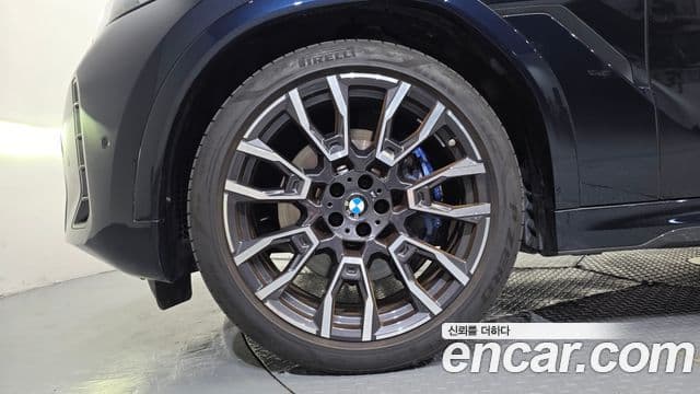 BMW X6 2024 — Photo 17/31
