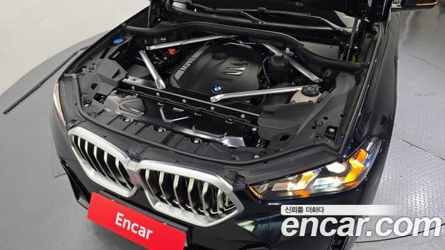 BMW X6 2024 — Photo 10/31