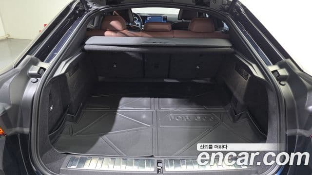 BMW X6 2024 — Photo 8/31