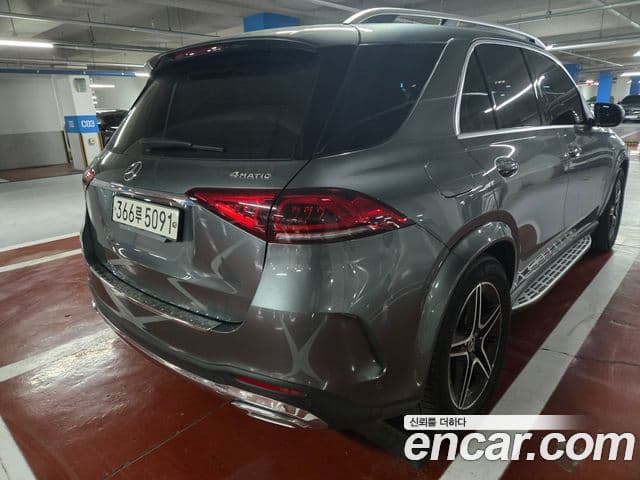 Mercedes-Benz GLE-Class 2020 — Şəkil 3/16
