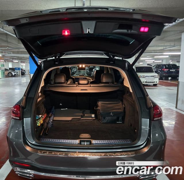 Mercedes-Benz GLE-Class 2020 — Şəkil 7/16