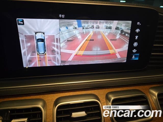 Mercedes-Benz GLE-Class 2020 — Şəkil 12/16