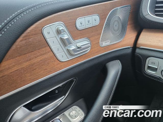 Mercedes-Benz GLE-Class 2020 — Şəkil 15/16