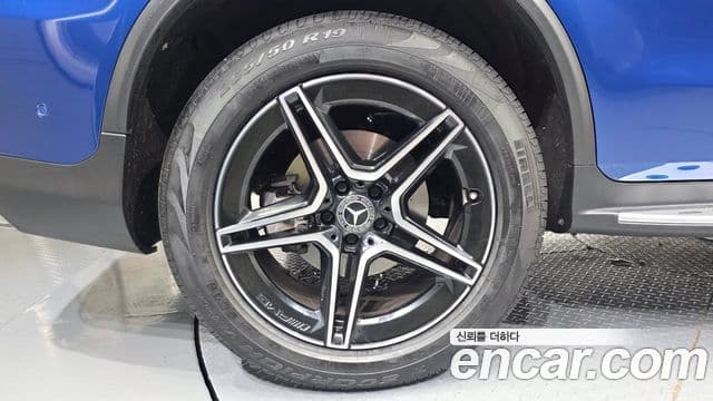 Mercedes-Benz GLC-Class 2023 — ფოტო 4/20