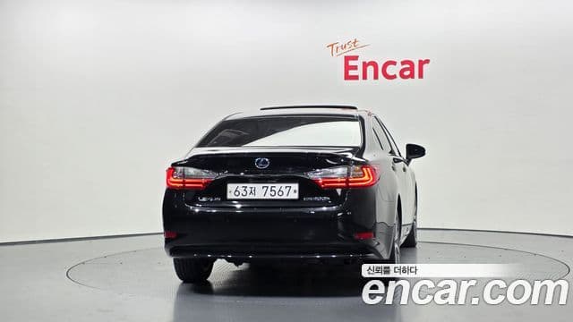 Lexus ES300h 2018 — Şəkil 4/20