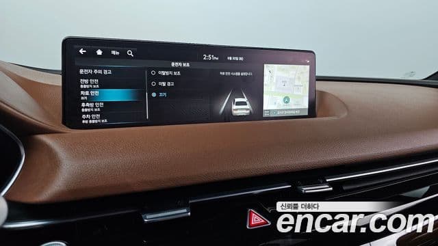 Genesis Electrified G80 2022 — Şəkil 17/20