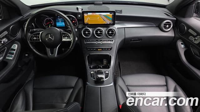 Mercedes-Benz C-Class 2019 — Фото 6/20