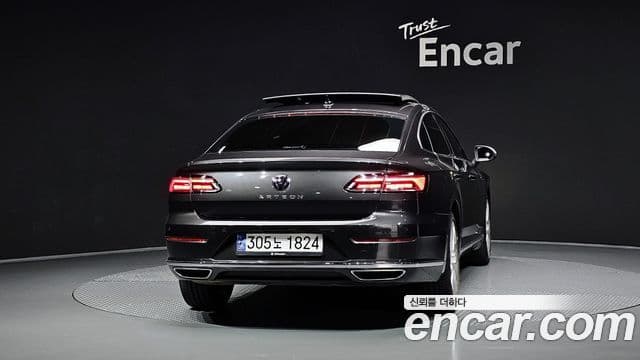 Volkswagen Arteon 2023 — ფოტო 4/20