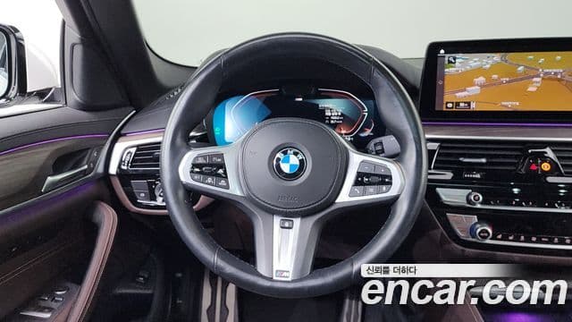 BMW 5 Series 2020 — Şəkil 13/20