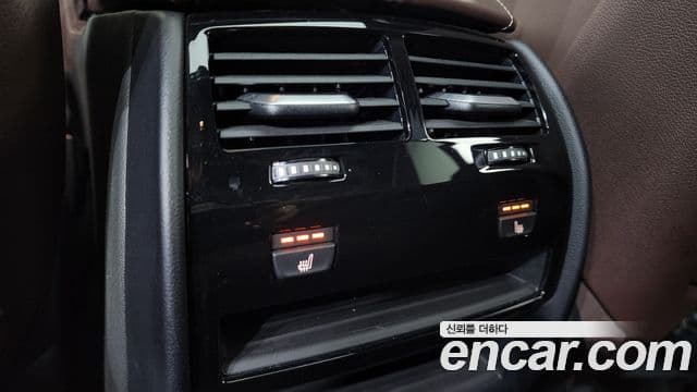 BMW 5 Series 2020 — Şəkil 19/20