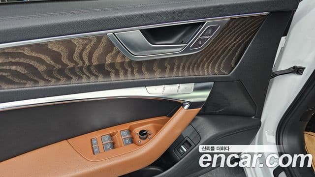 Audi A6 2020 — ფოტო 13/20